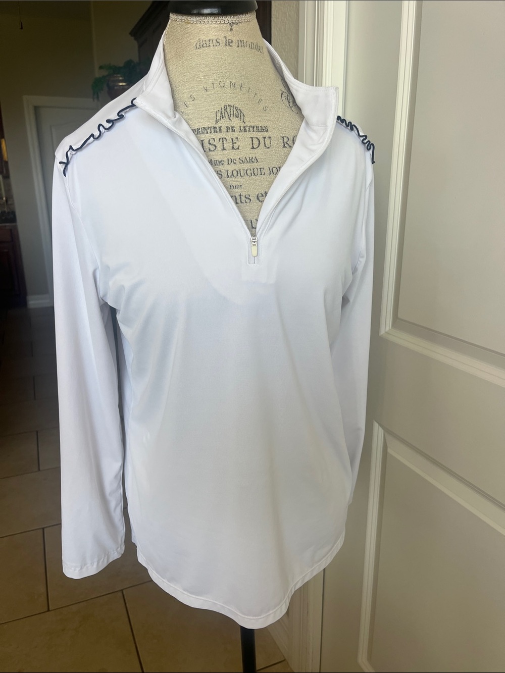 EUC Lillie Green white long sleeve quarter zip W/navy ruffle trim on shoulder Lg